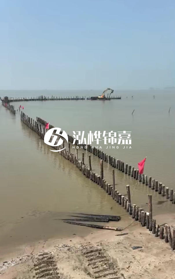 菏澤河道清淤專業(yè)施工-打完松木樁后清理淤泥是否會影響穩(wěn)定性？