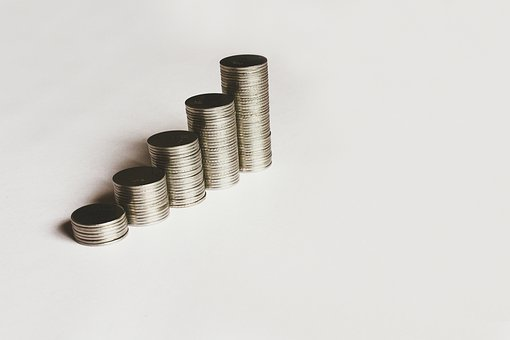 財務審計主要審計哪些內(nèi)容？委托財務審計多少費用？