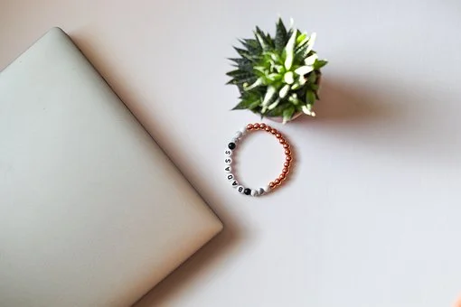 商標(biāo)注冊(cè)和商標(biāo)轉(zhuǎn)讓哪個(gè)更劃算? 商標(biāo)注冊(cè)和商標(biāo)轉(zhuǎn)讓哪個(gè)更劃算?