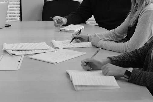 可以開展稅務(wù)籌劃的人員有哪些？