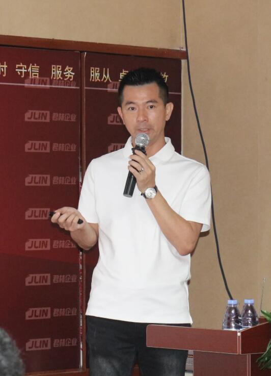 “兩會政策對企業(yè)利弊的分析”沙龍圓滿結(jié)束 “兩會政策對企業(yè)利弊的分析”沙龍圓滿結(jié)束