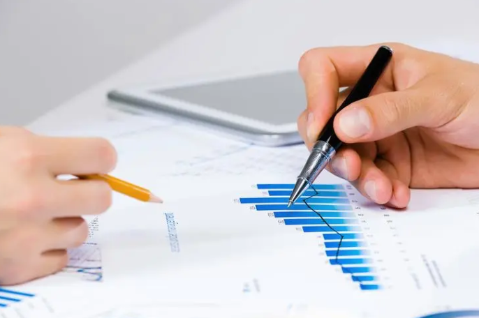 香港公司未按時年審，超期產(chǎn)生罰款了怎么辦