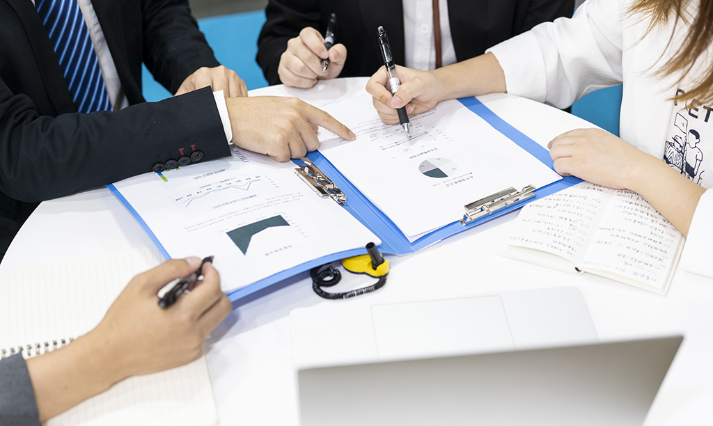 離岸公司BVI董事會(huì)議公證，大使館認(rèn)證怎么辦理!