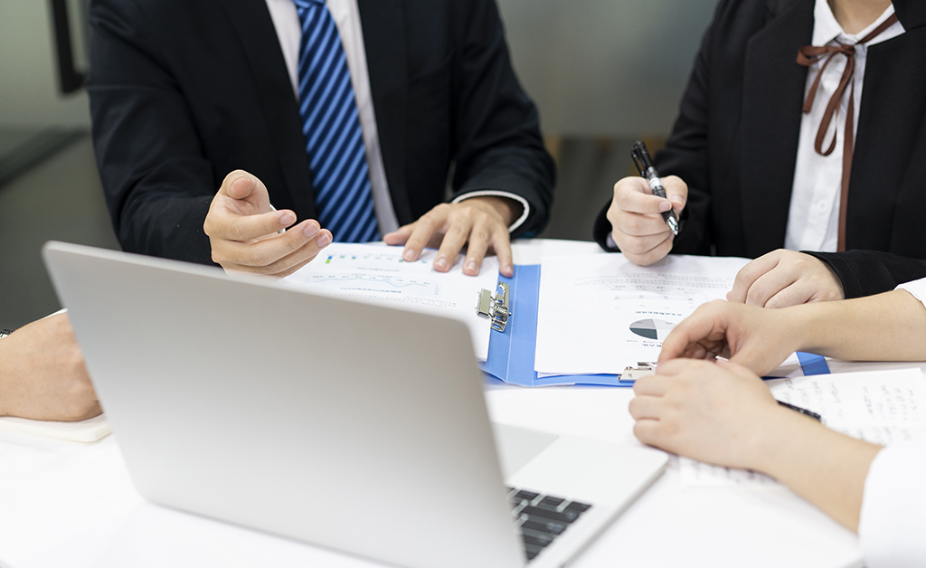 在什么樣的條件下，才會辦理香港律師公證?