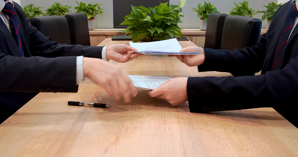 全面解析境內(nèi)公司在香港開設(shè)賬戶的步驟和優(yōu)勢(shì) 全面解析境內(nèi)公司在香港開設(shè)賬戶的步驟和優(yōu)勢(shì)