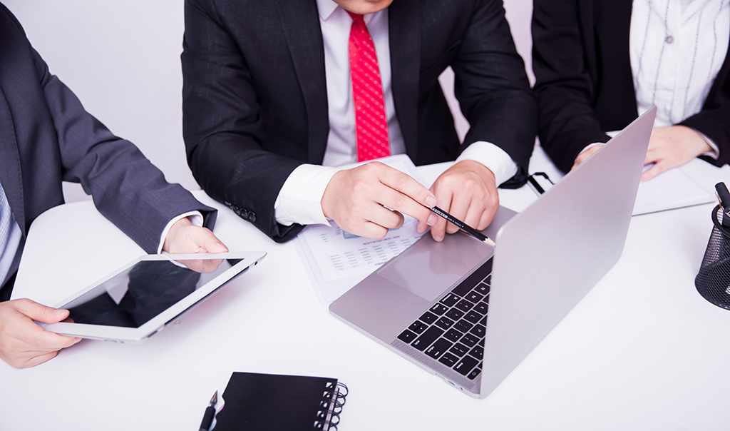 公司注冊(cè)香港，不在香港開戶可以嗎?